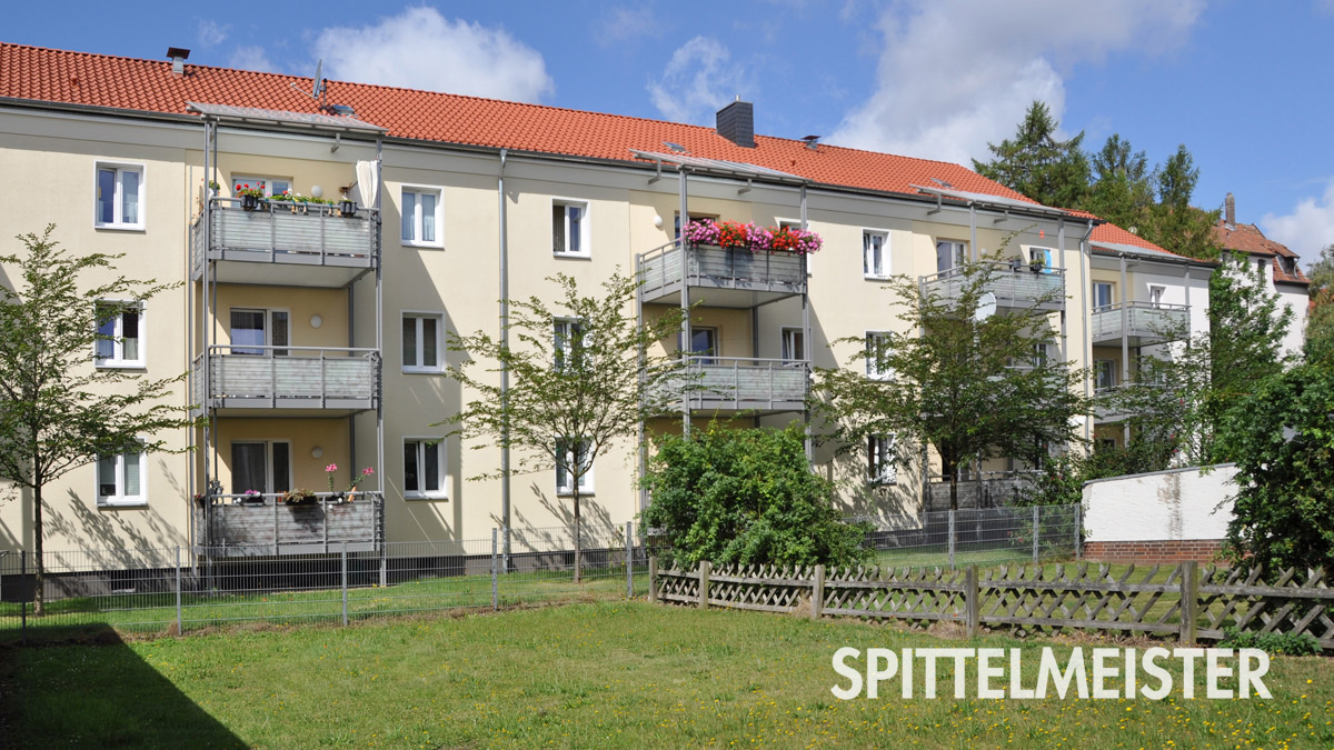 Balkone Hildesheim. Aluminiumbalkone mit Siebdruck Balkongeländer